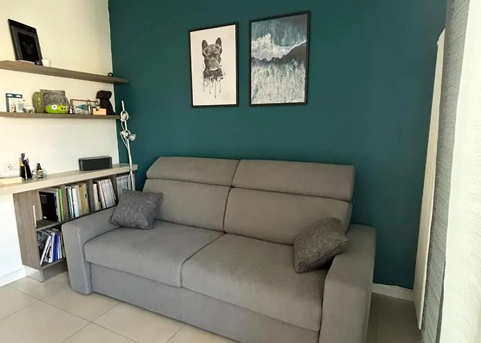 Апартаменти Dc Tdl В'яреджо